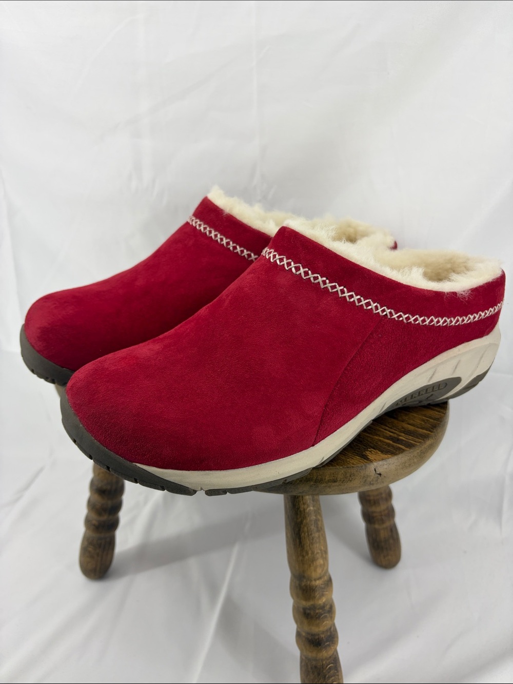 Merrell Encore Ice 4 Slip-on Red Suede Clogs Slippers Sheepskin Lined, Womens 11